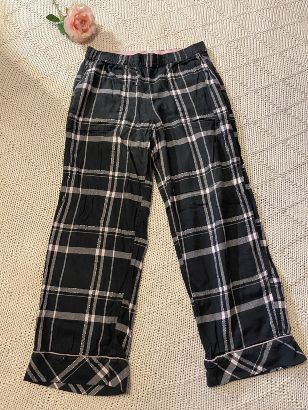 SOMA Black Pink Plaid Cropped Pajama Lounge Pants Medium Soft Cozy